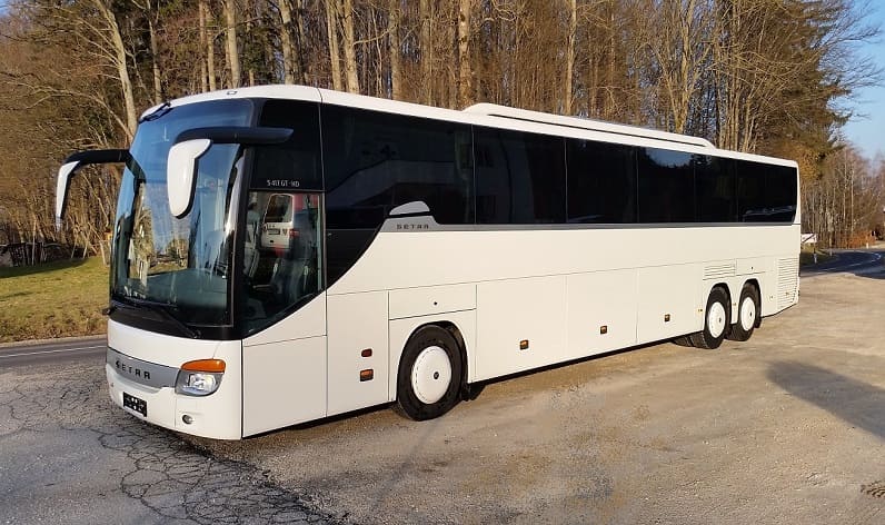 Italy: Buses hire in Busto Arsizio, Lombardy