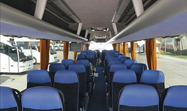 Italy: Buses hire in Busto Arsizio, Lombardy